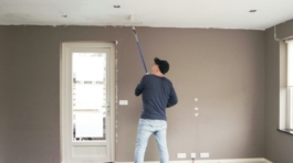 man-full-length-painting-the-ceiling-home-renovation--qrj20w3acey5corks7odgaep6yahmrsqc09xa8vfcg