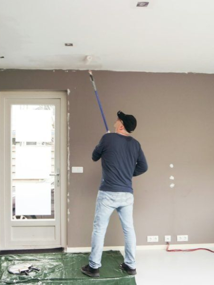 man-full-length-painting-the-ceiling-home-renovation--qrj20w3acey5corks7odgaep6yahmrsqc09xa8vfcg